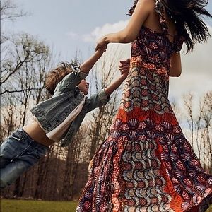 Corey Lynn Calter Doriane Midi Dress
XS PETITE XSP